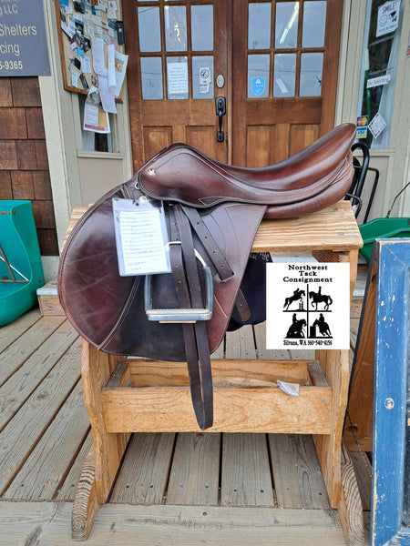 17" Prestige Versailles Jumping Saddle