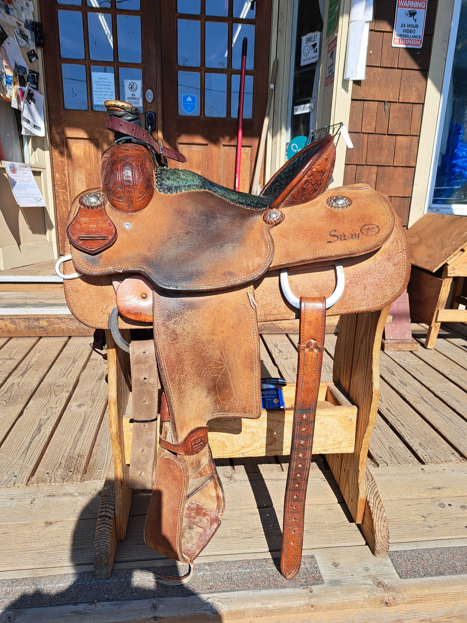 15" Stray Star Custom Roping Saddle Package
