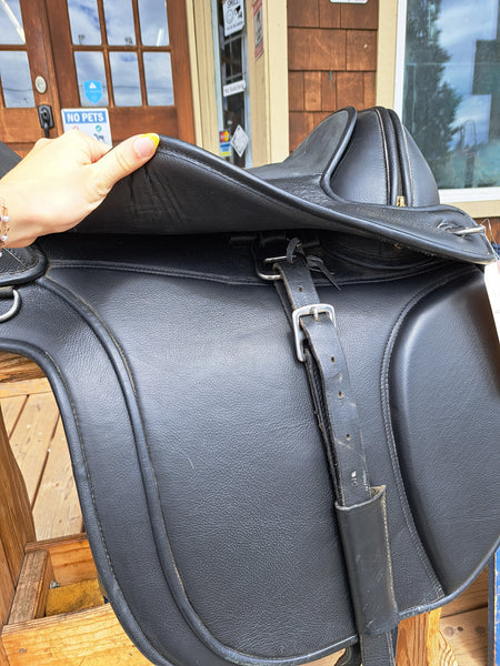 Black Forest Aspen Treeless Saddle