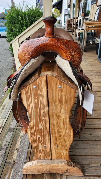 15" Circle Y High Horse Barrel Saddle