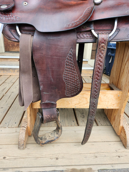 16" Custom Roping Saddle