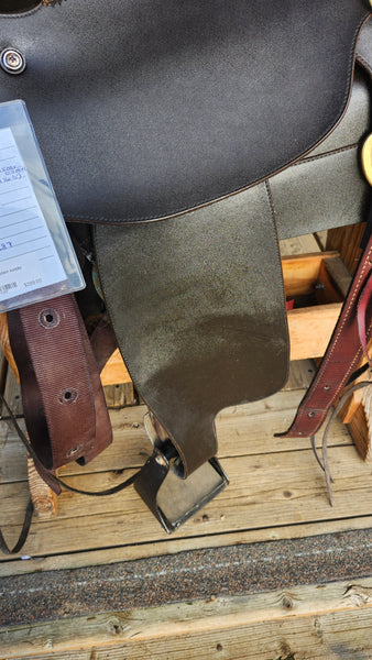 16.5" Lami-Cell by Wintec Synthetic Western Saddle