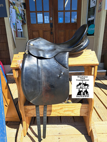 17" Collegiate Dressage saddle