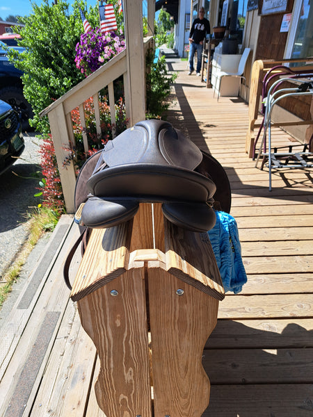 18" Wintec All Purpose English Saddle