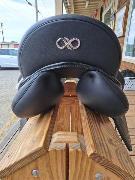 17.5" Connect Diable SB Dressage Saddle
