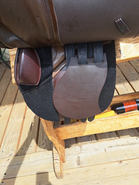 17" Stubben Get-Connected Deluxe Jumping Saddle