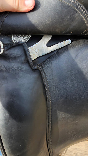 17" Schleese Heike Kemmer Dressage Saddle