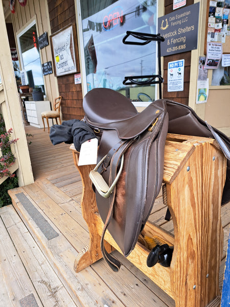 17.5" Collegiate Art All Purpose English Saddle
