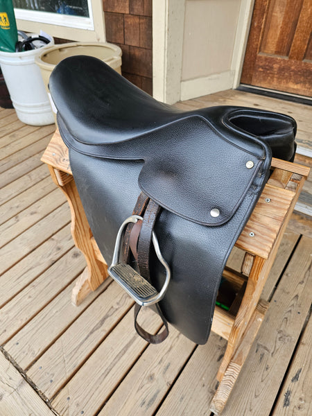 20.5" Whitman Saddleseat Cutback Saddle