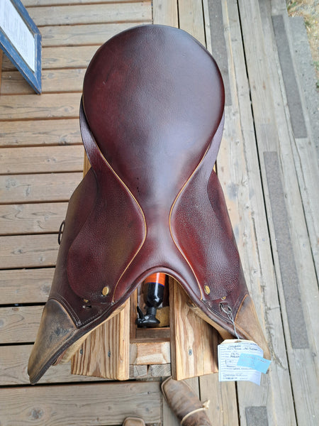 17.5" Collegiate Ruiz Diaz All Purpose English Saddle