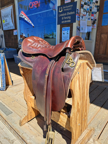 18" Tucker Montreal Trooper Saddle