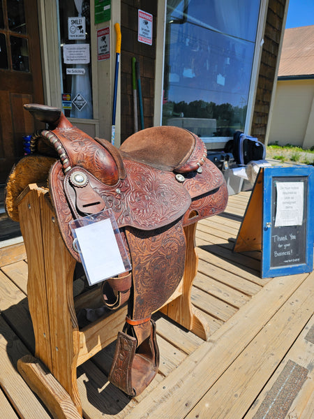 On Trial    16" Comal Saddlery Western Equitation Saddle