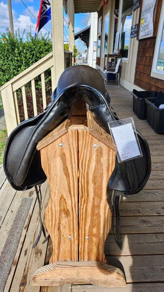 17" Anky Dressage Saddle