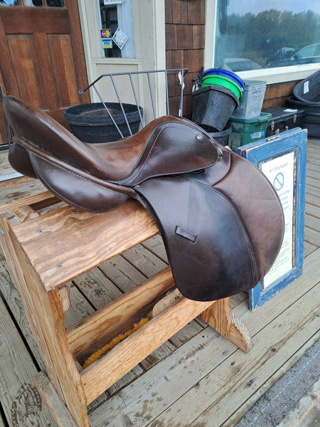 16" DM Jumping Saddle - Draft Tree