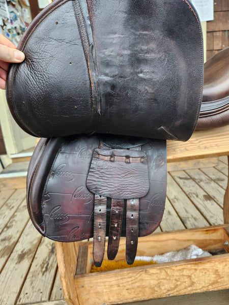 16.5" Pessoa Jump Saddle