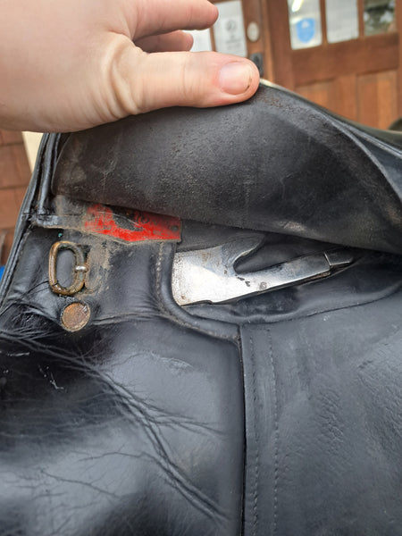 17" Albion SLK Dressage Saddle