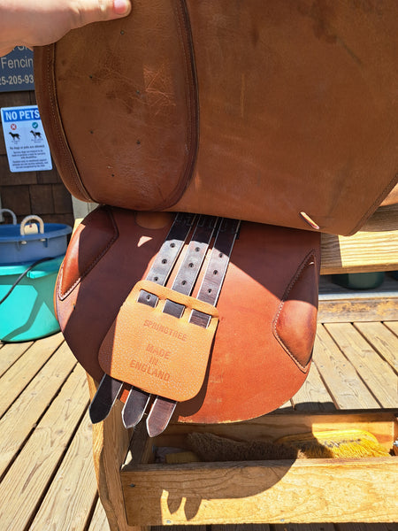 17.5" Desormais Fleur de Lys Jumping Saddle