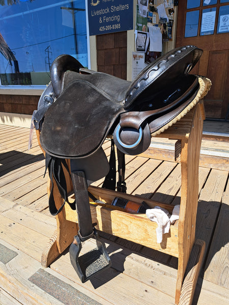 17" Custom Endurance Saddle
