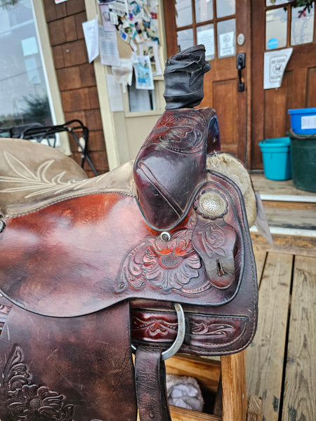 15.5" Hereford Tex Tan Roping Saddle