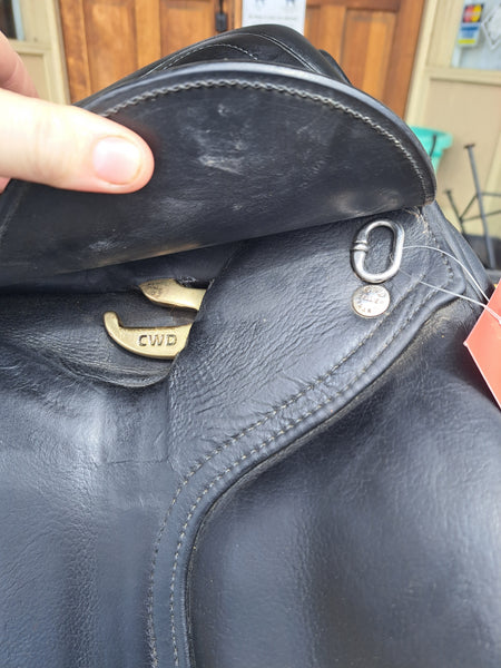18" CWD SE24 Monoflap Dressage Saddle