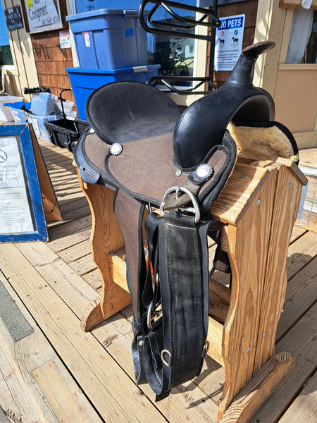 15" Abetta Synthetic Western Saddle