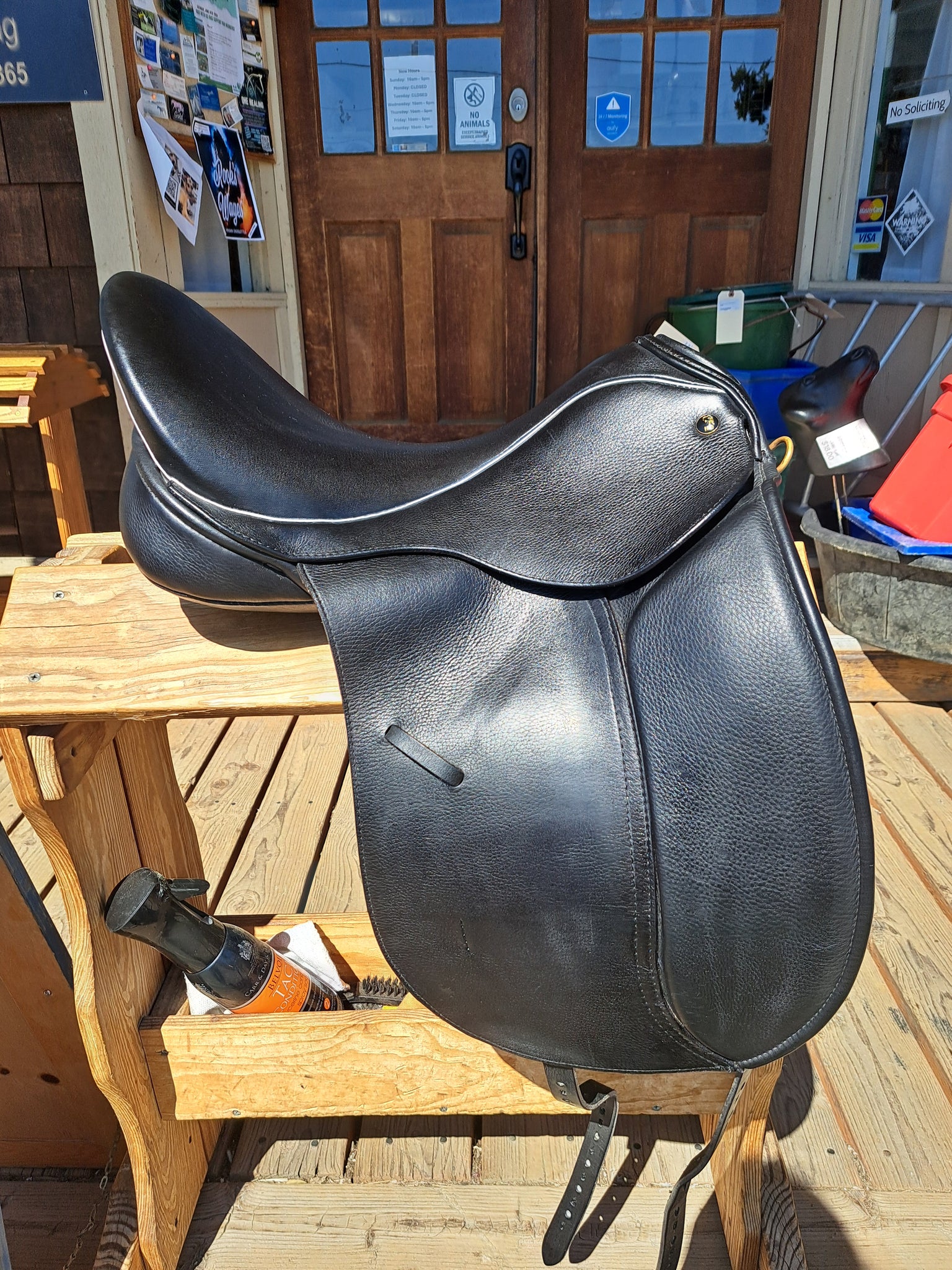17" JRD Custom Dressage Saddle