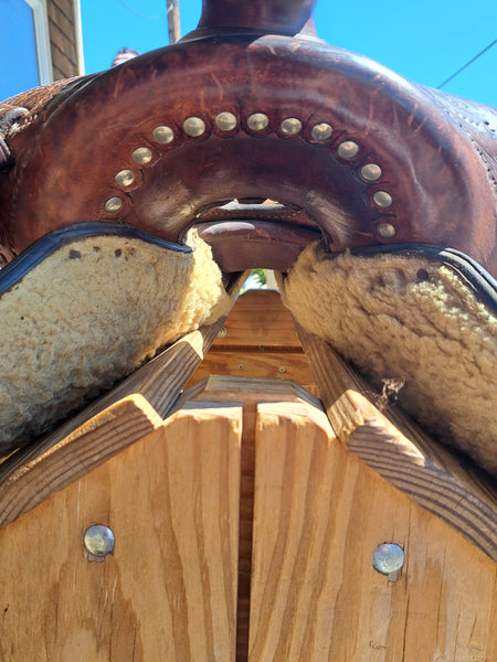 15" Western Ranch Saddle