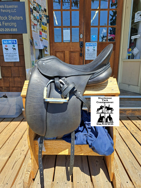 18" Schleese Infinity II Dressage Saddle