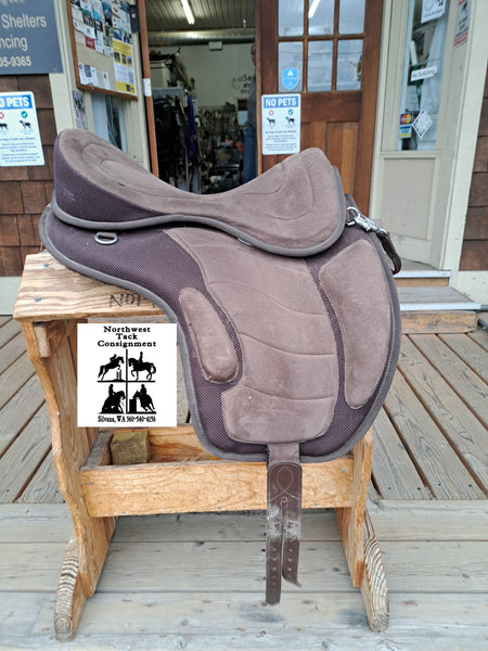 17" English softsaddle Treeless Saddle