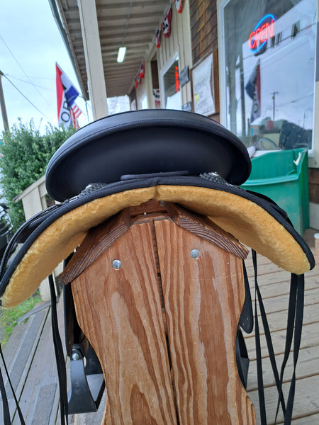 16" Wintec Western Trail Saddle