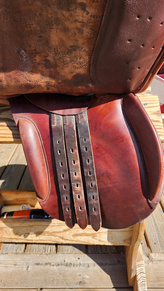 16.5" Harry Dabbs English Saddle