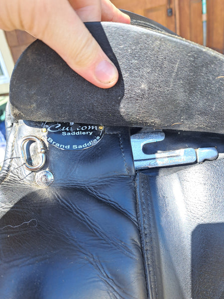 18" Custom Saddlery Advantage Dressage Saddle