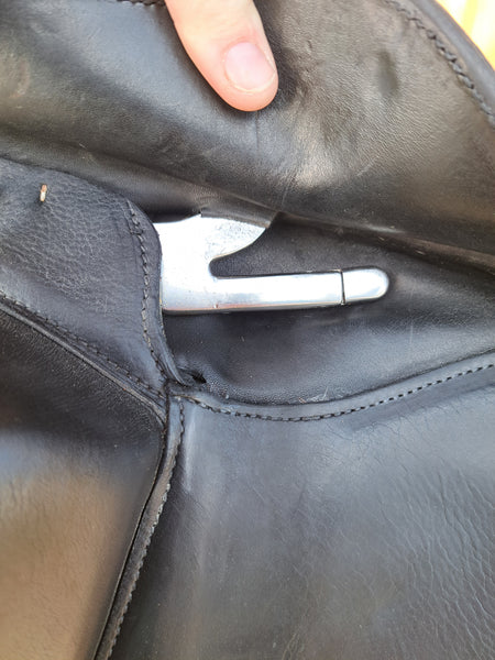 16.5" DK Saddlery