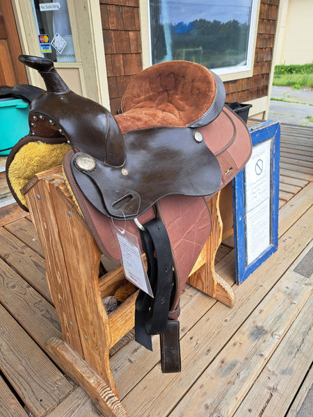 16" Synthetic Western Saddle