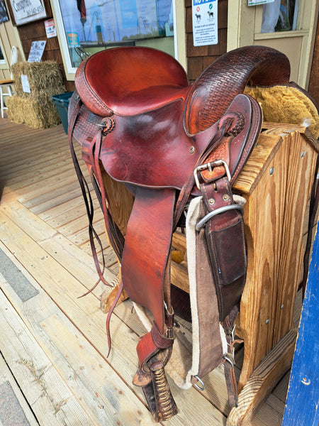 16" Crates Arabian Endurance Saddle