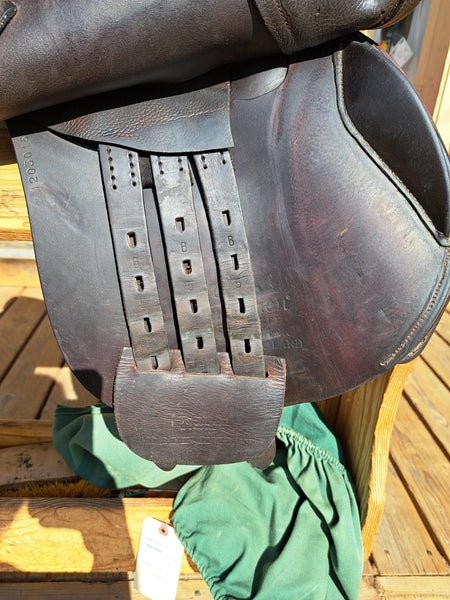 17.5" County Sensation Jumping Saddle