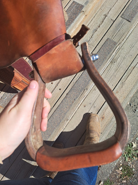 16" Cowhorse Equipment Cowhorse Saddle