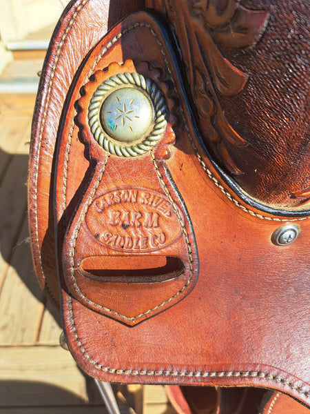 15.5" Carson River Barn Saddle Co. Saddle
