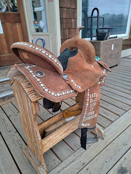 14.5" Master Trophy Barrel Saddle