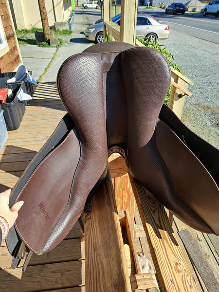 17" Wintec 500 All Purpose English Saddle