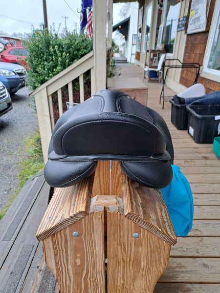 18" Wintec 500 All Purpose Saddle