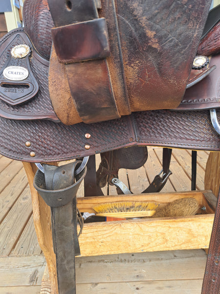 15.5" Crates Classic Reiner Saddle