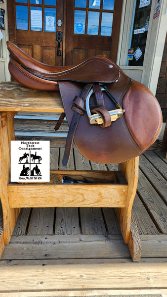16.5" Collegiate Close Contact Jump Saddle