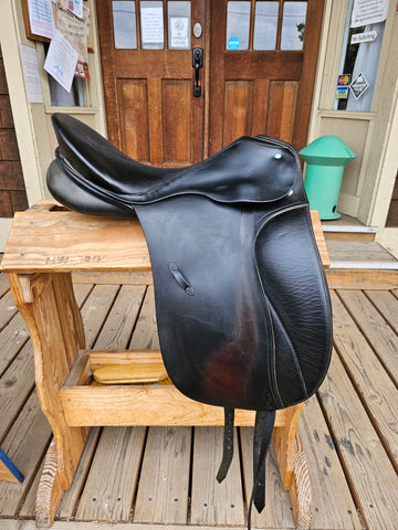 17" Passier P.S. Baum Nicole Dressage Saddle