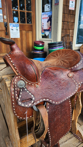 15.5" Action Vintage Show Saddle