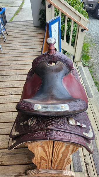 15.5" Circle Y Equitation Show Saddle Package