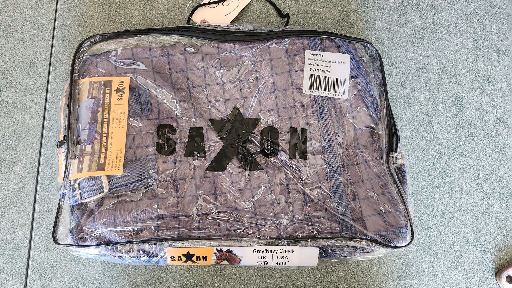 69" Saxon 600D Rain Sheet