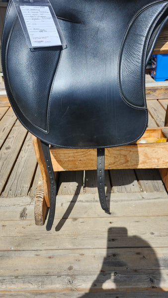 DP Saddlery El Campo Dressage Saddle - Size 3