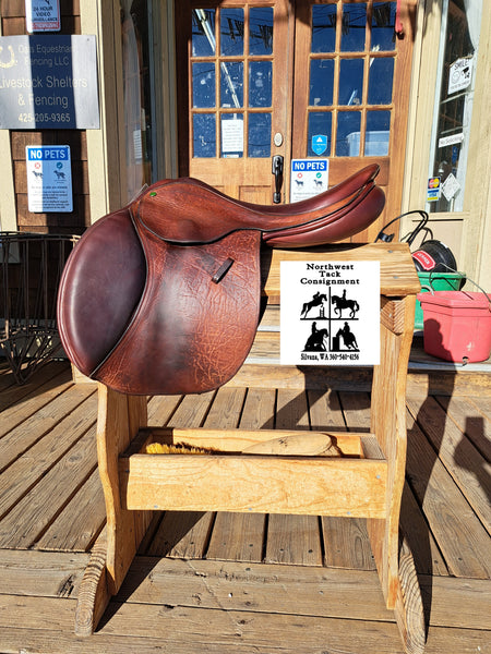 17.5" County Stabilizer XTR Jump Saddle