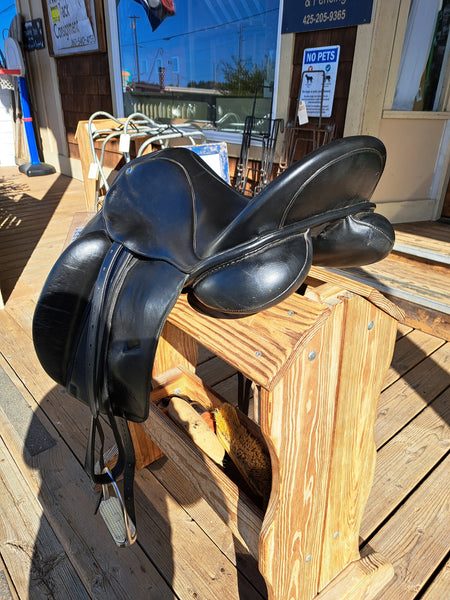 17.5" Equation Dressage Saddle